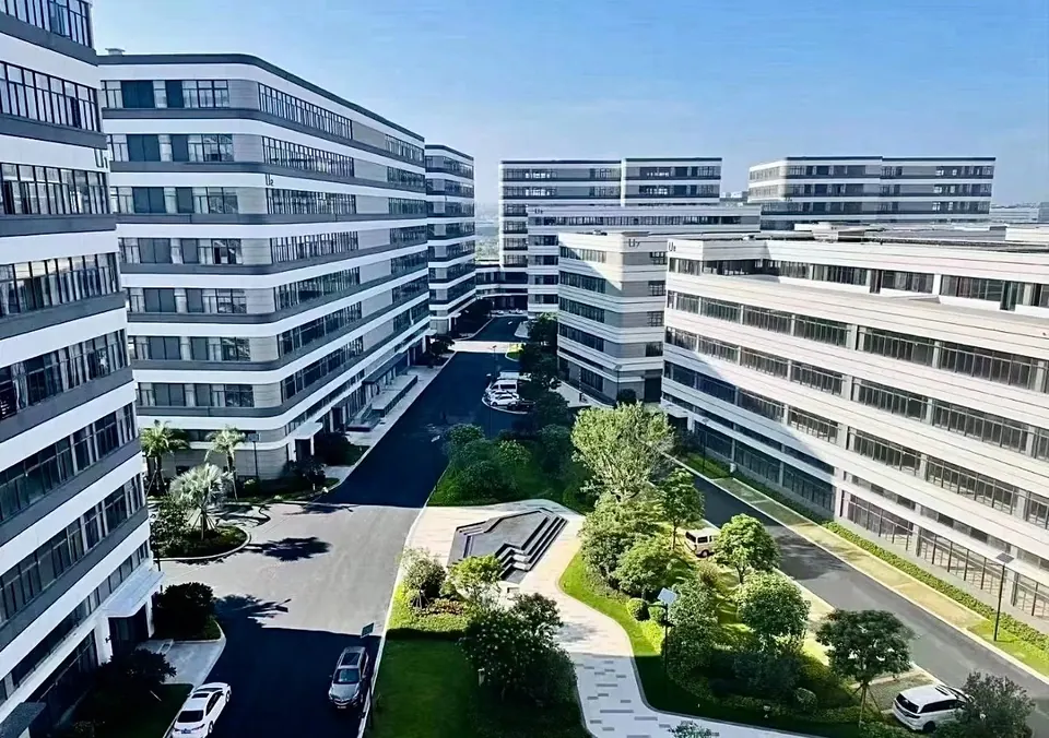 LEONDARX company location
